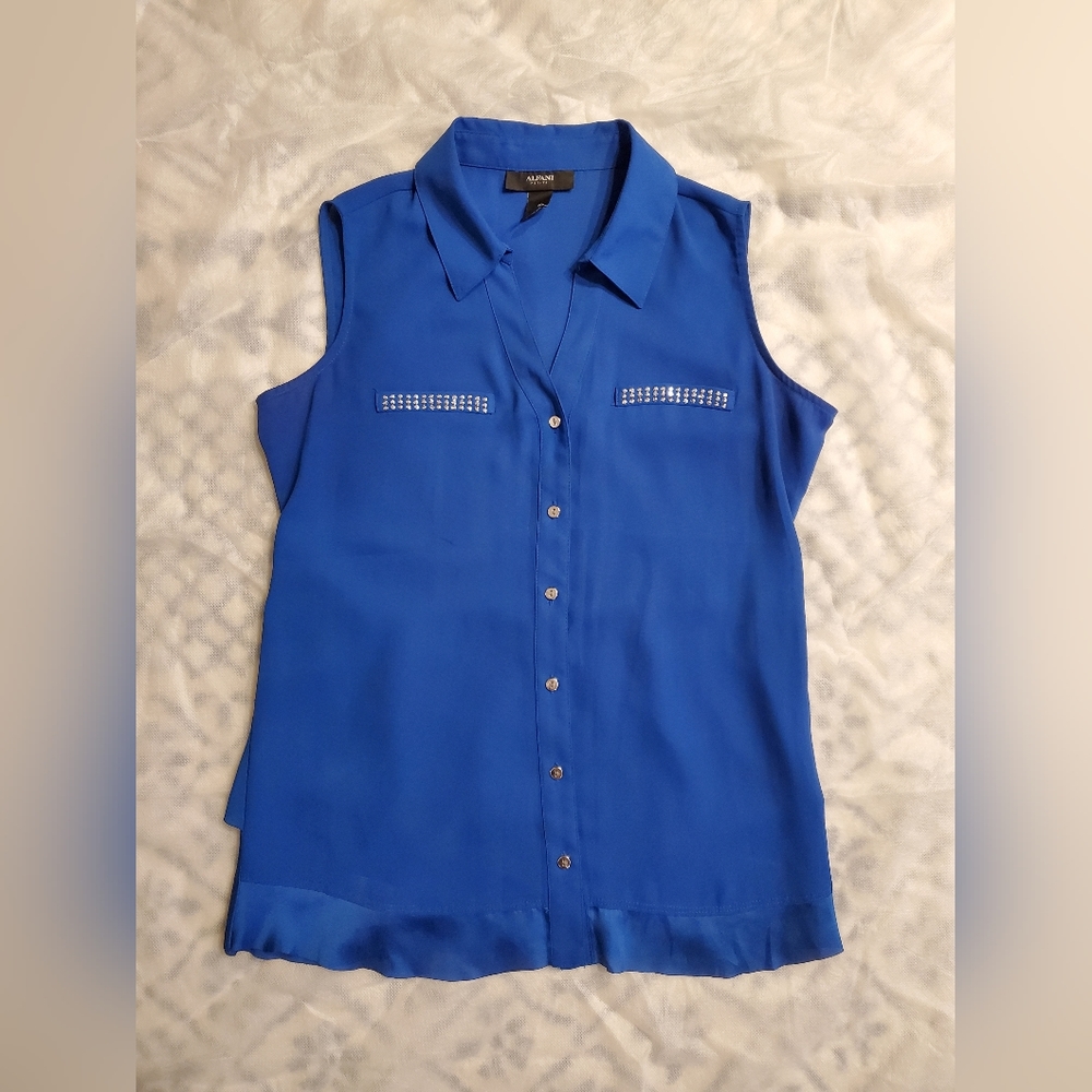 Blue collar top